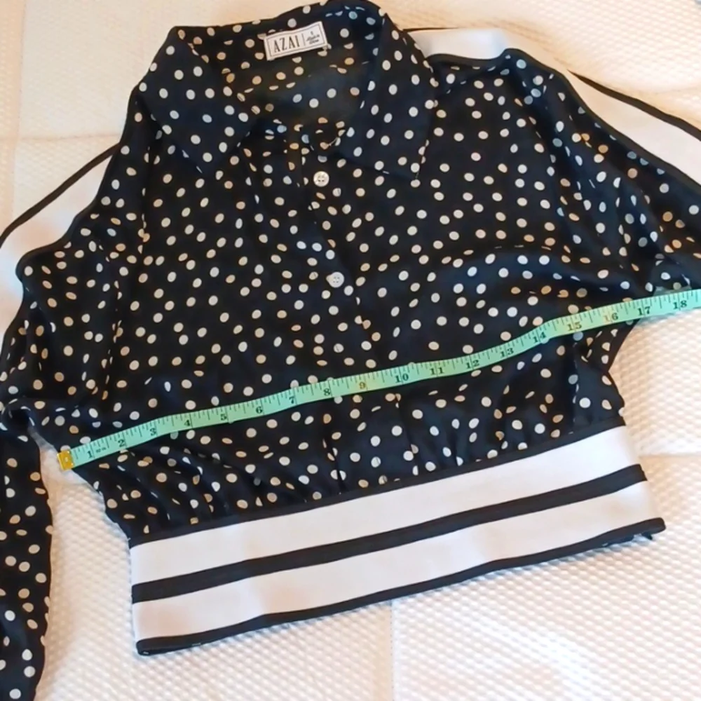 ☀️AZAI Cropped Pullover Shirt - Picture 3 of 9